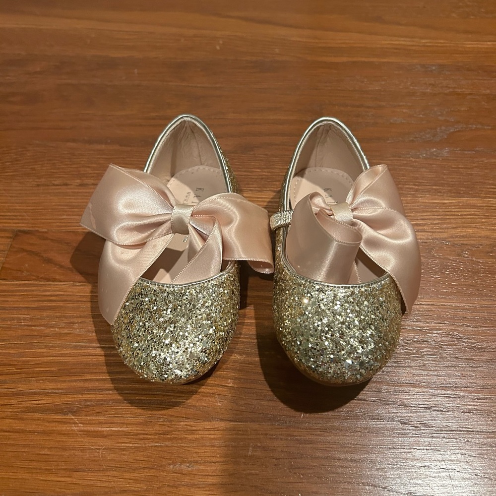 Never been worn sparkly flats